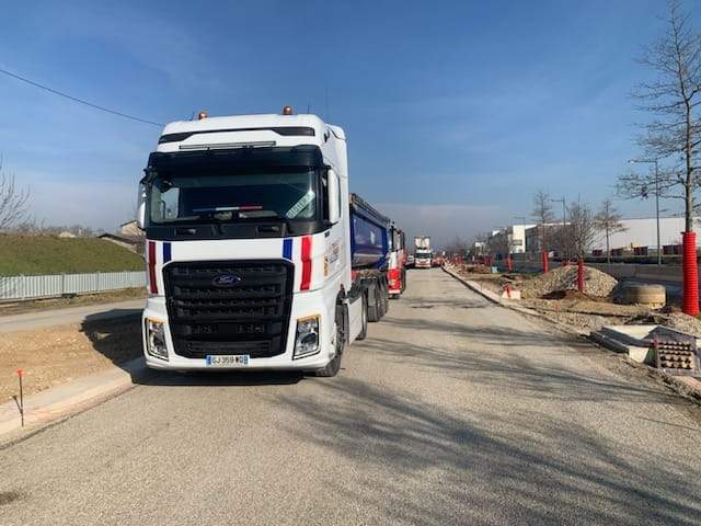 Semi remorque avec chauffeur 44 Tonnes