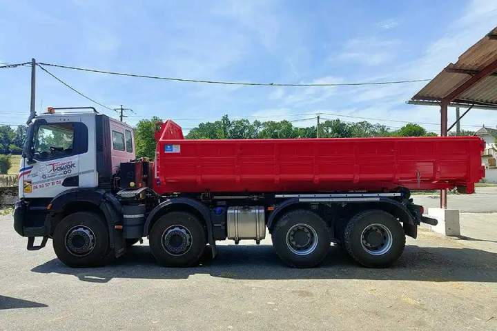 Camion de transport à louer Bourgoin-Jallieu